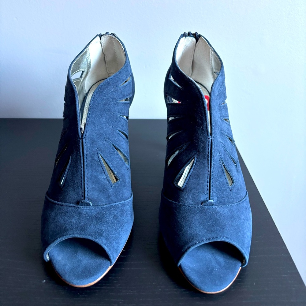 NWT: Blue Suede Heels - Picture 2 of 6